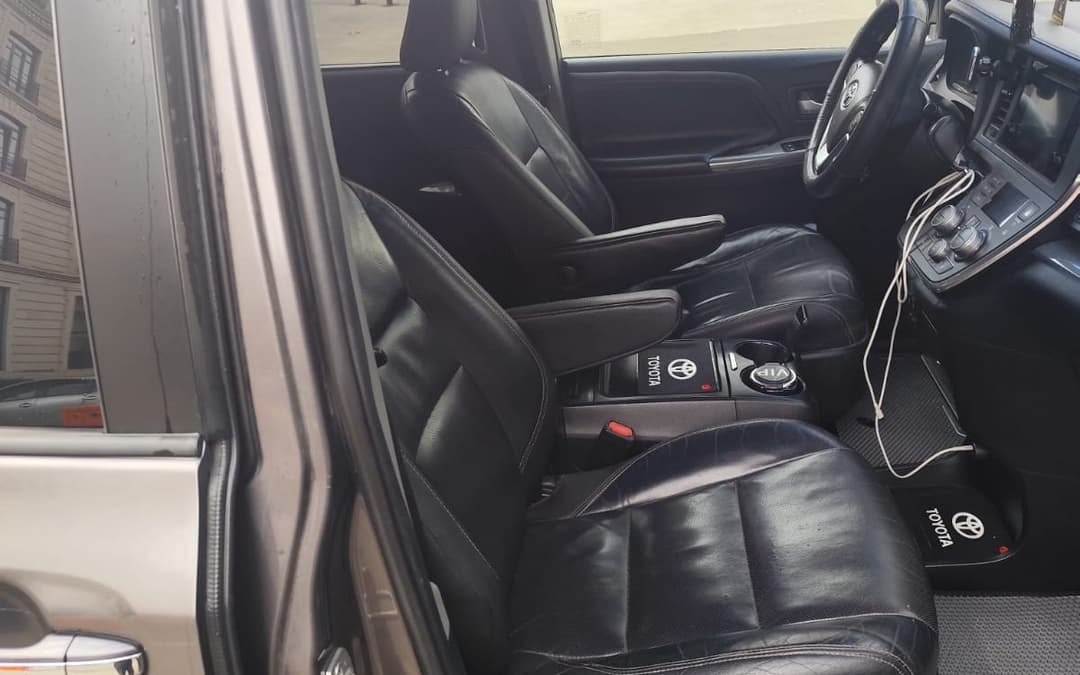 Toyota Sienna