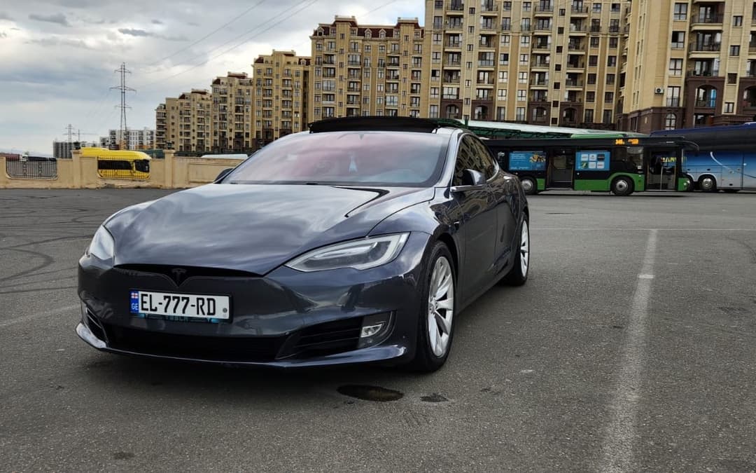 Tesla Model S