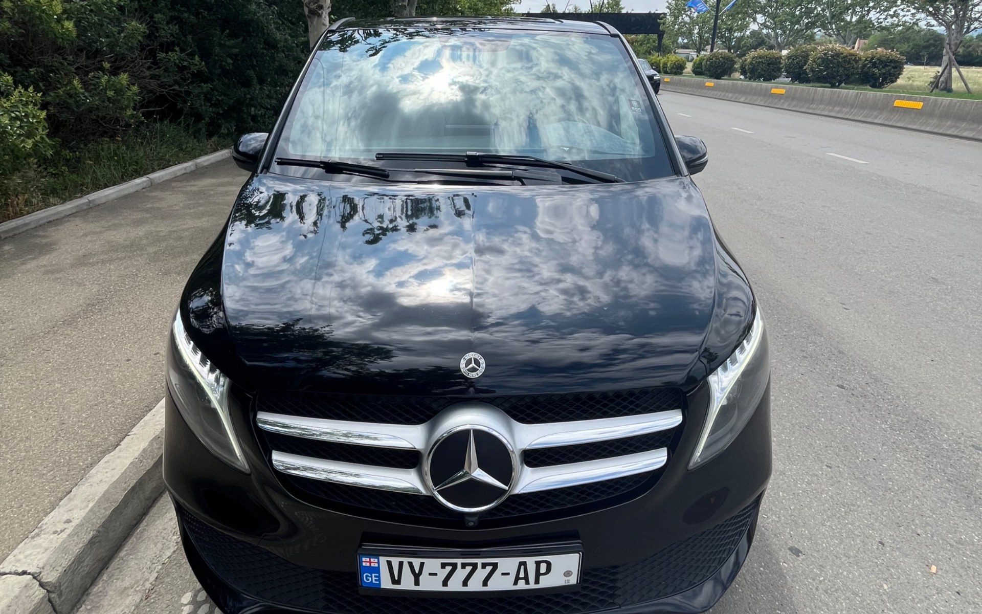 Mercedes-Benz V-Class