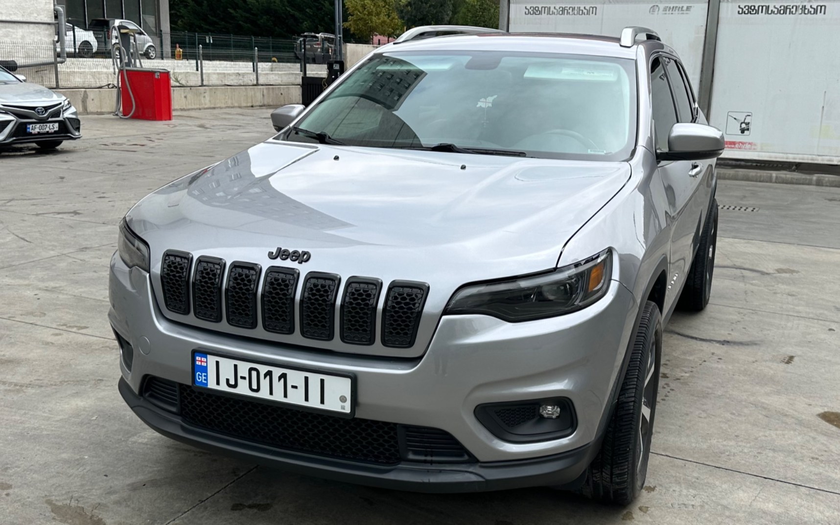 Jeep Cherokee