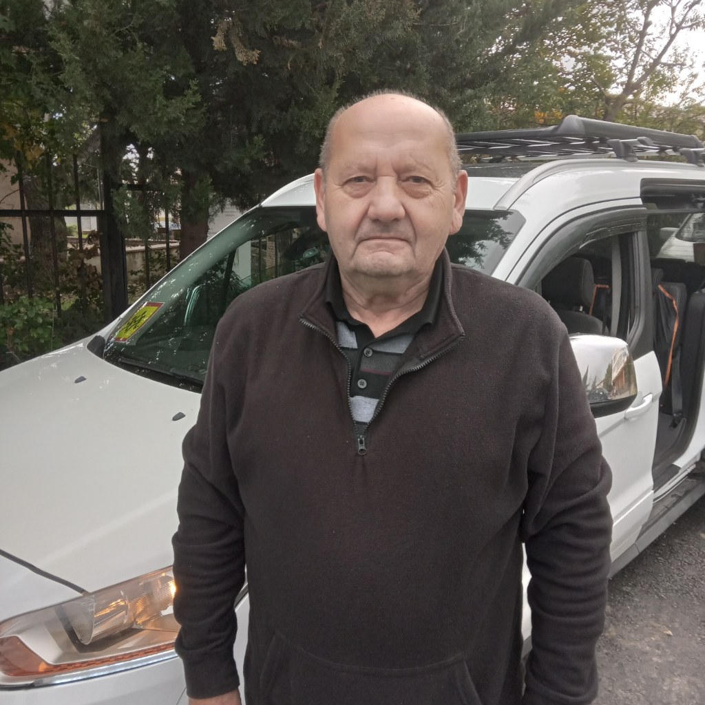 ვაჟა ბ.
