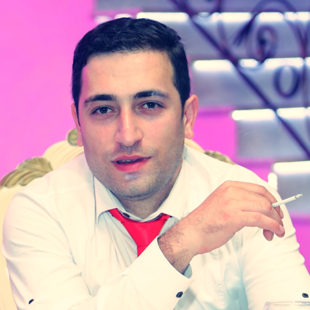 გარეგინ ს.