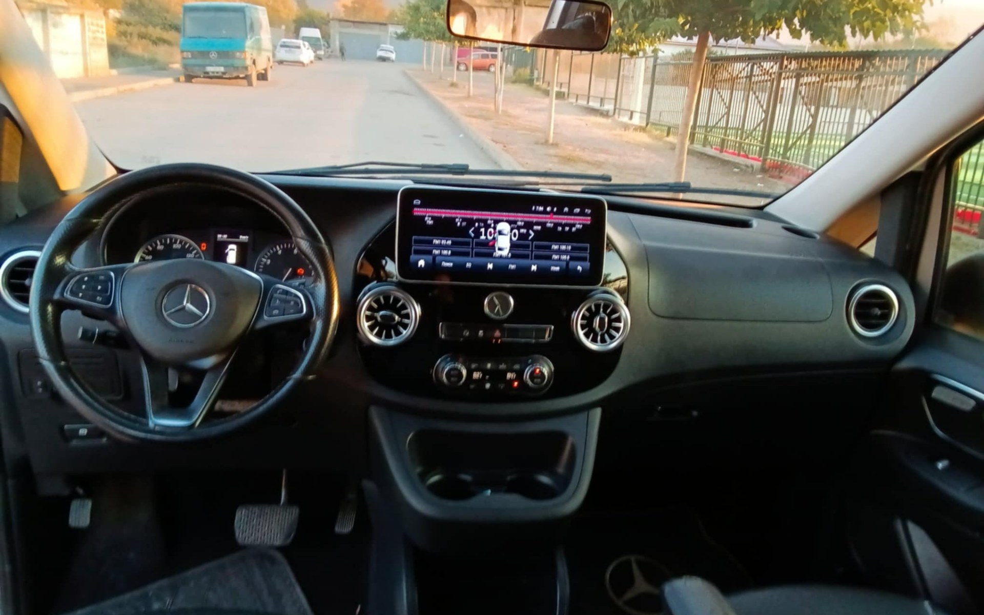 Mercedes-Benz Metris