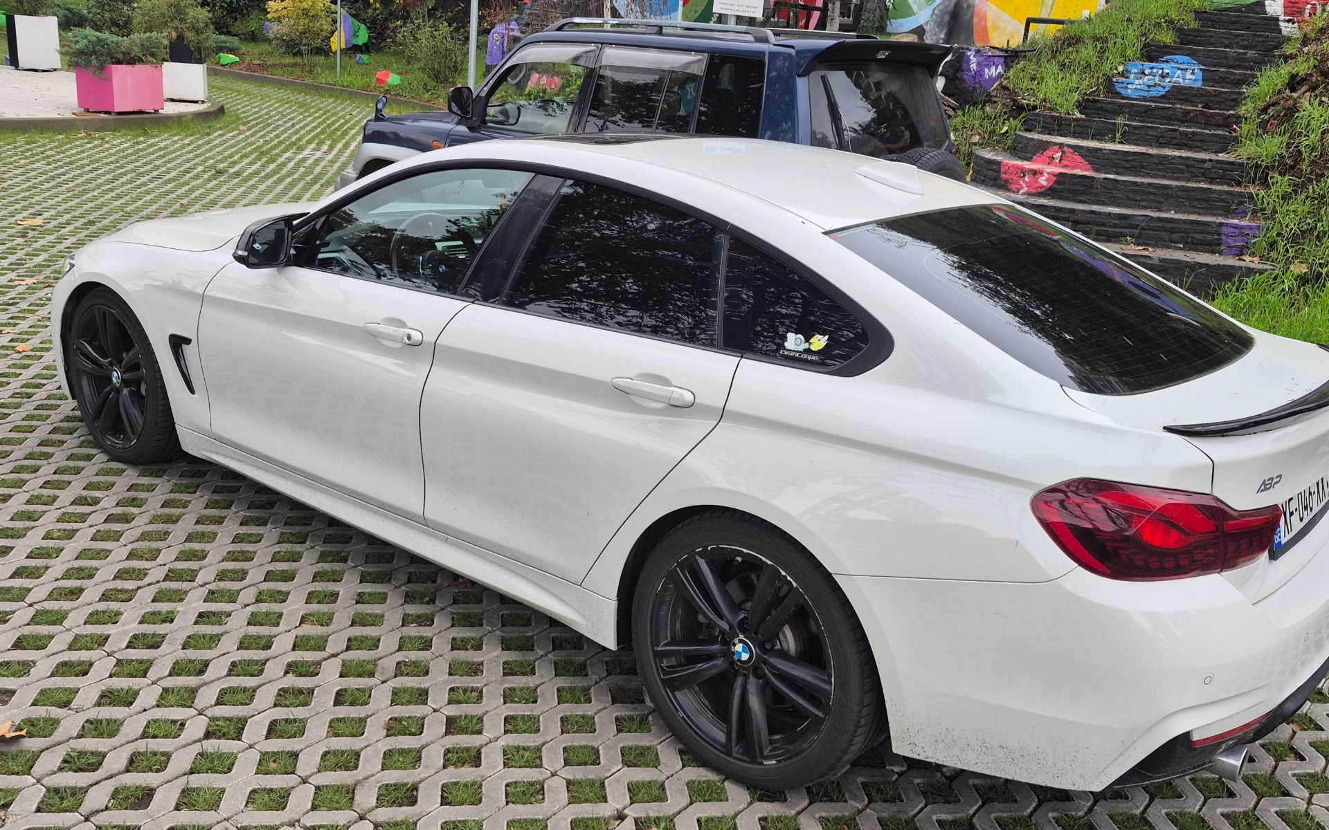 BMW M440i