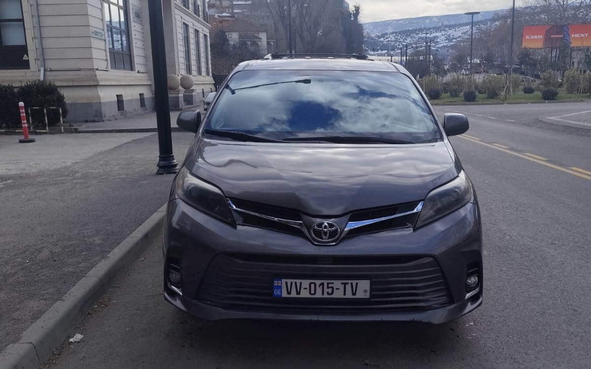 Toyota Sienna