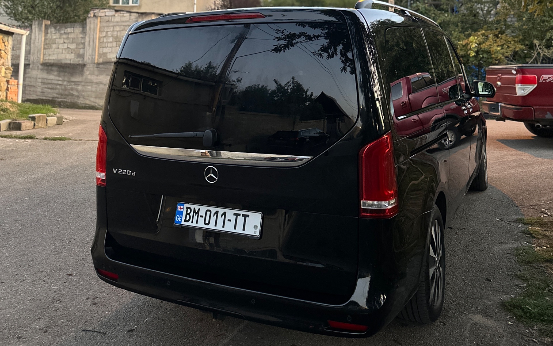 Mercedes-Benz V-Class