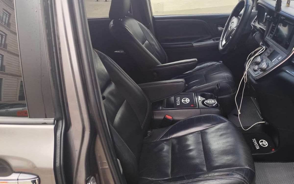 Toyota Sienna